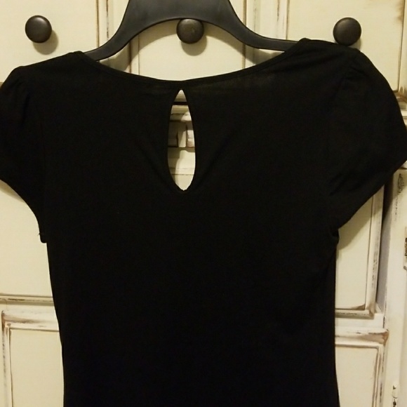 🖤Volume One Top🖤 - Picture 3 of 6